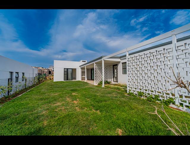 3 BEDROOM FREEHOLD FOR SALE IN ZULULAMI LUXURY COASTAL ESTATE